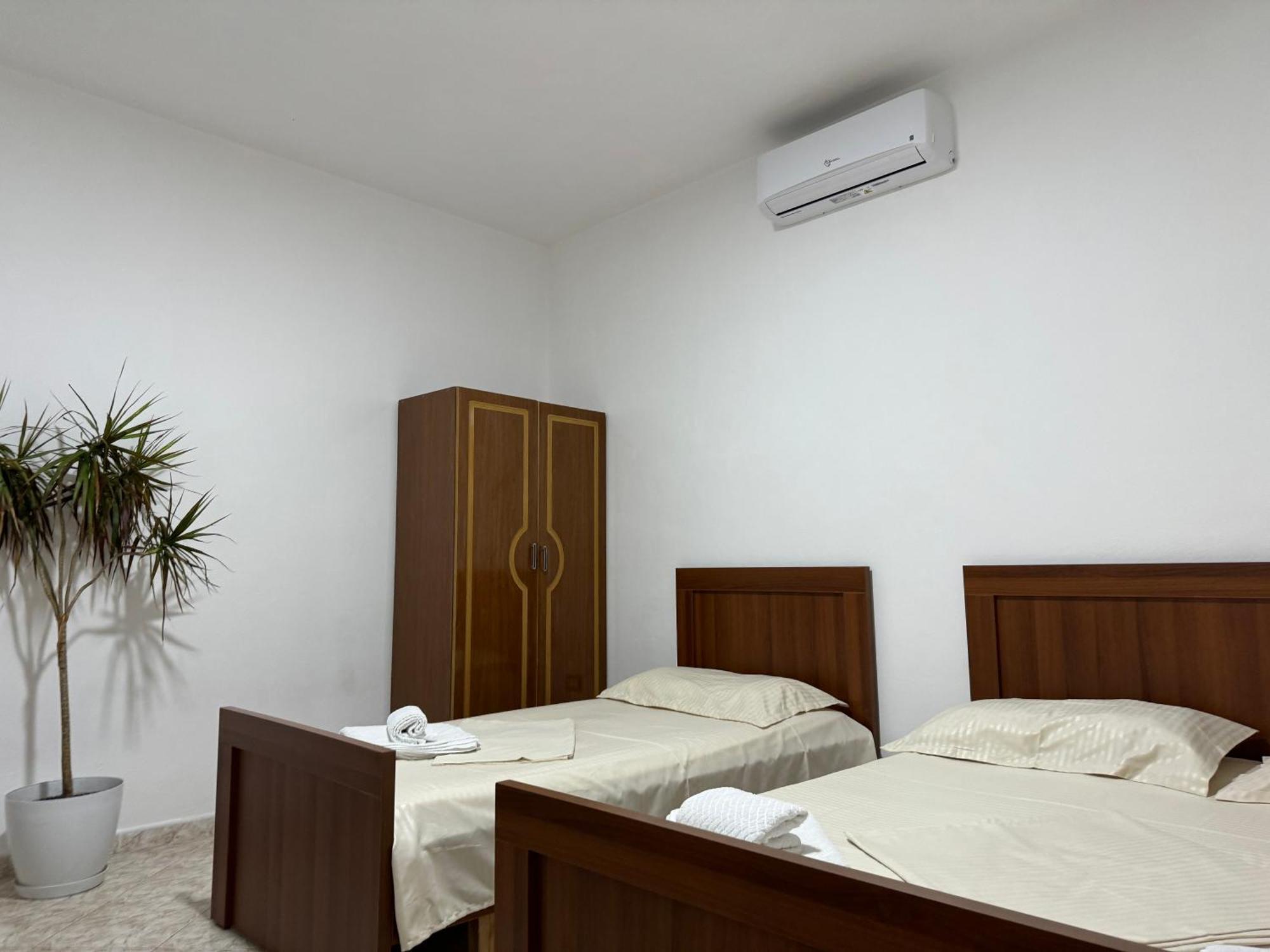 Melas Villa Durrës Extérieur photo