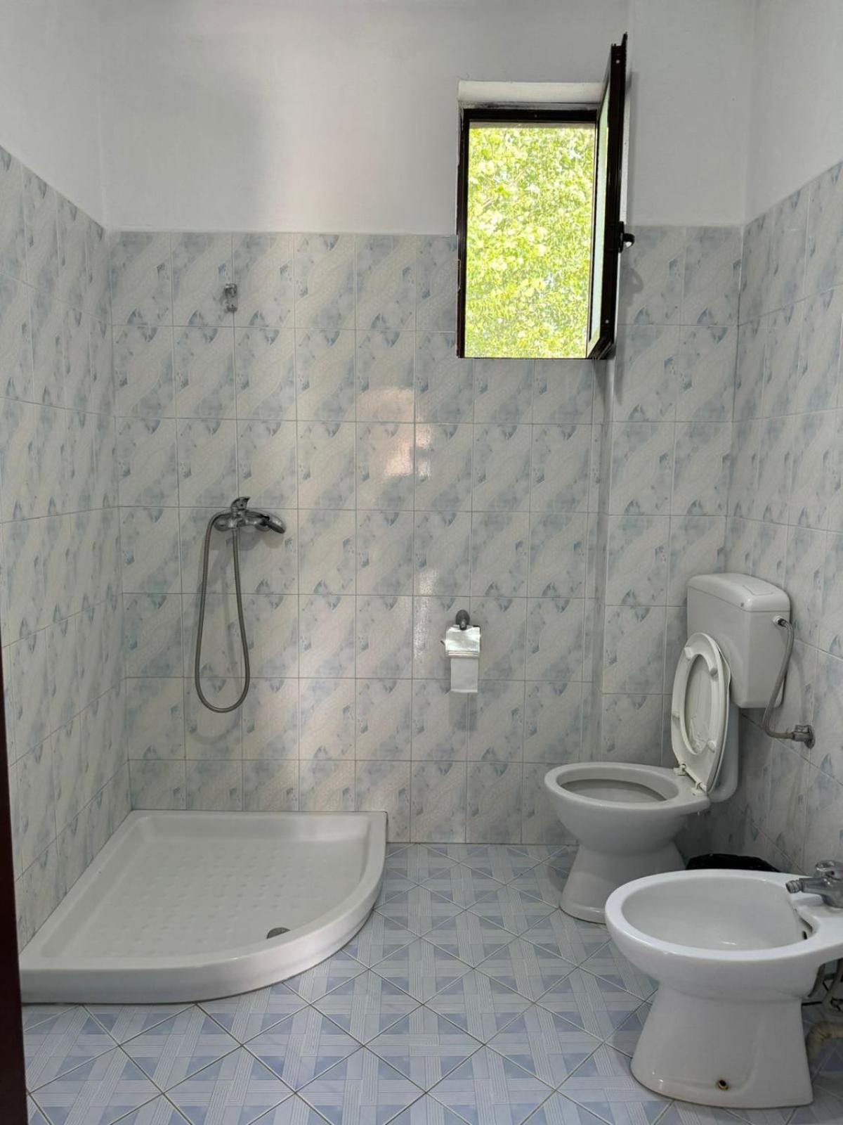 Melas Villa Durrës Extérieur photo